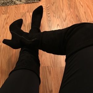 PUBLIC DESIRE OVER THE KNEE BOOTS